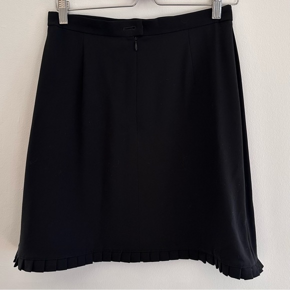 Vintage Escada micro ruffle hem A-line black knee length wool silk skirt - Picture 4 of 5